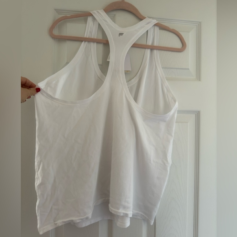NWT Fabletics Feather Tech+ Tank - Picture 6 of 6